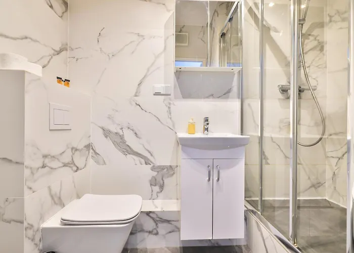 Wiktoryn 6 By Perfect 120 Apartman Varsó