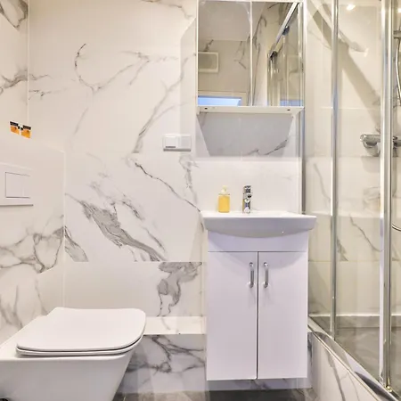 Wiktoryn 6 By Perfect 120 דירה ורשה